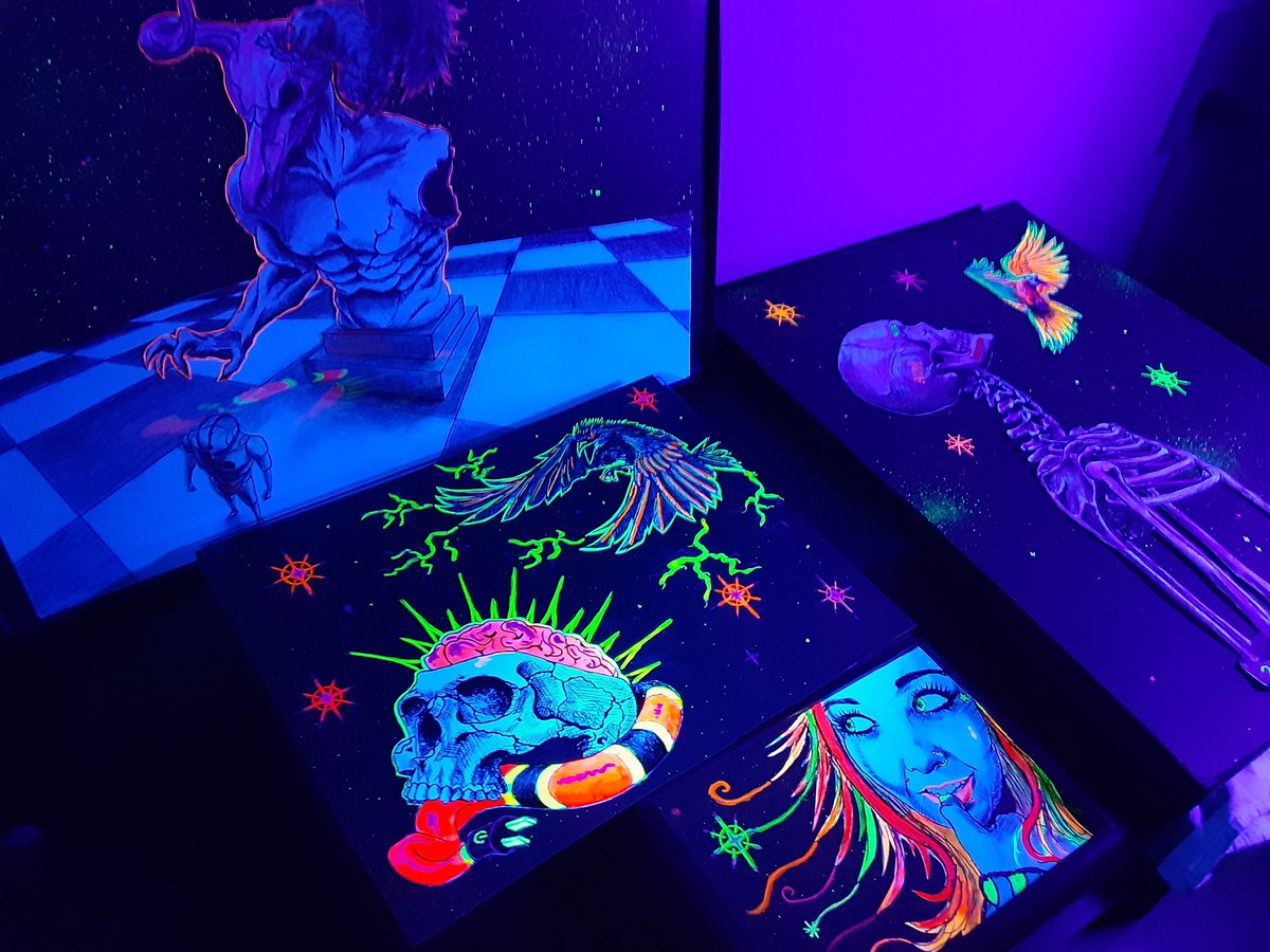 EyeMatter's tweet photo. @ritanevermind @opensea Thankyou... have you fone more glowing halo light drawings? https://t.co/moWeBuMtEf