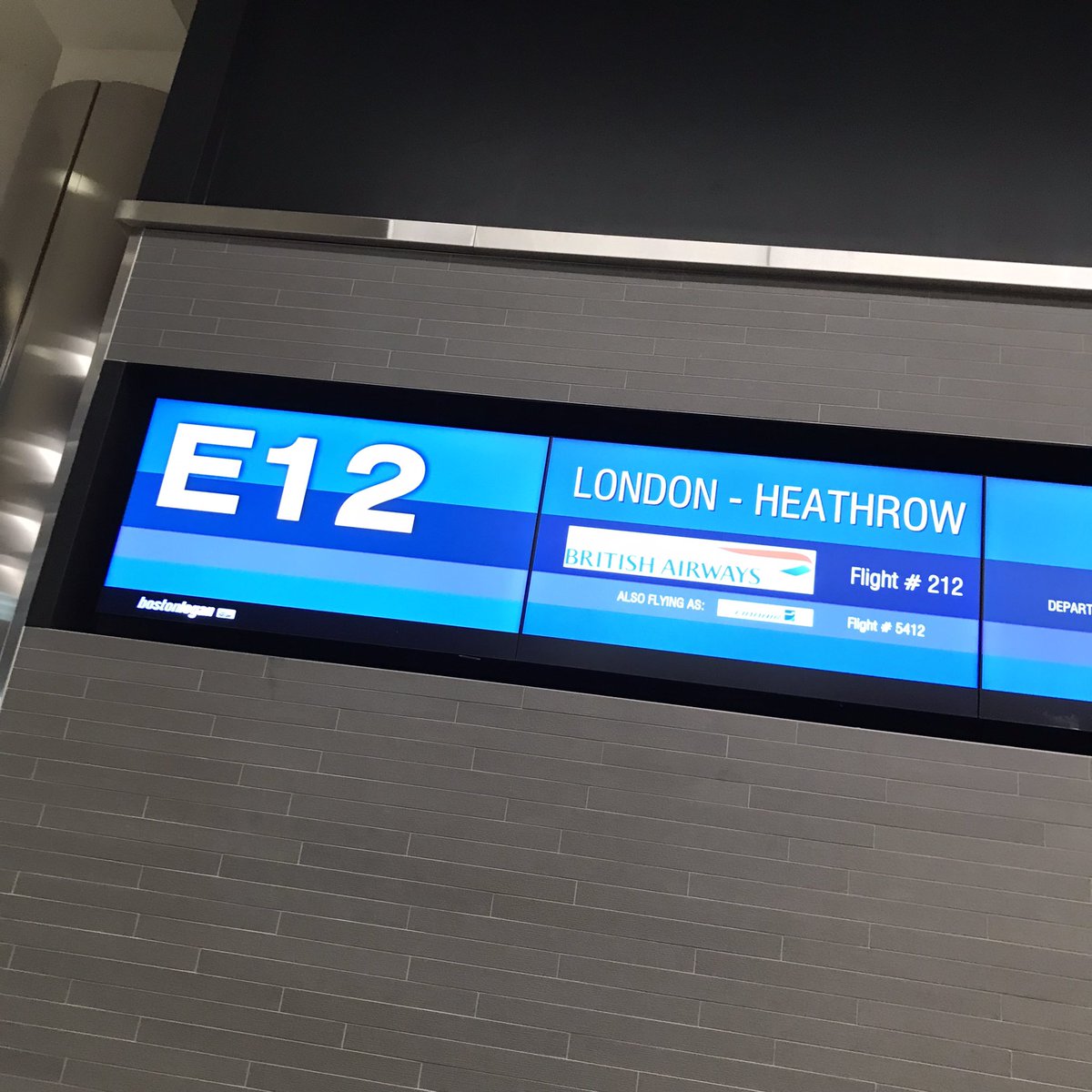 FCDOPeterAbbott's tweet photo. Nothing says #EvacuationDay better than Her Majesty’s official representative in Boston flying home to 🇬🇧! ✈️

#purecoincidence #timeforaholiday https://t.co/8hARXmT84O
