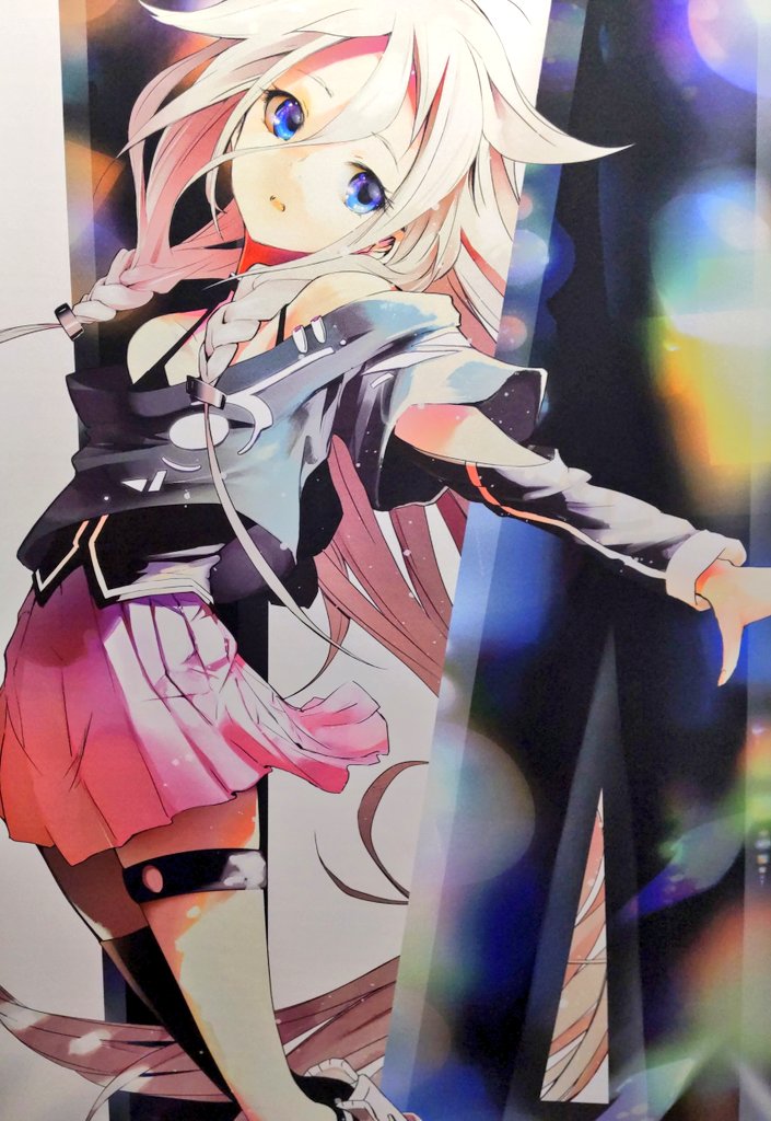 すとういん Sutowin Dtmオリジナル曲公開中 Iaちゃん10周年記念の等身大タペストリーが届きました 飾ると想像より大きくて 買っておいてよかった Ia イア Ariaer T Co Cbb3s3jtj2 Twitter