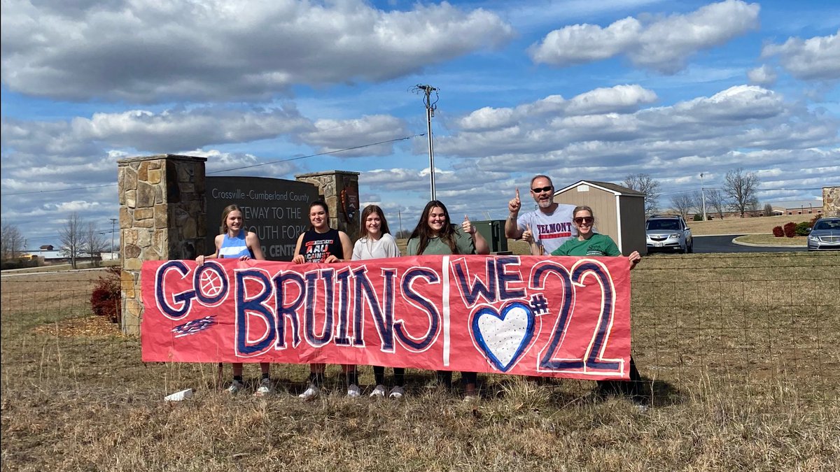 sm_ladypanthers's tweet photo. We Celebrated a Local Celebrity and her Teammates as they passed through Crossville on their Business Trip to Knoxville!!! GO @tessaraemiller &amp; @BelmontWBB @CrossvilleGoose @crossvillenews @Mix993 @1025WOWCOUNTRY @UCSportsNation https://t.co/FBcIB2szw4