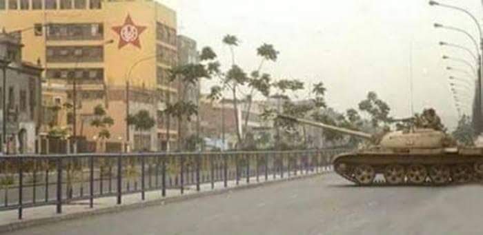 GianmarcoA18's tweet image. #AlbertoFujimori|| Agredidos, perseguidos, asesinados. Eso y más sufrimos los #apristas bajo la dictadura de #Fujimori, pero ni aún así guardamos rencor ni odiamos.
Haya de la Torre dijo: "al enemigo caído, ni una palabra de ofensa".