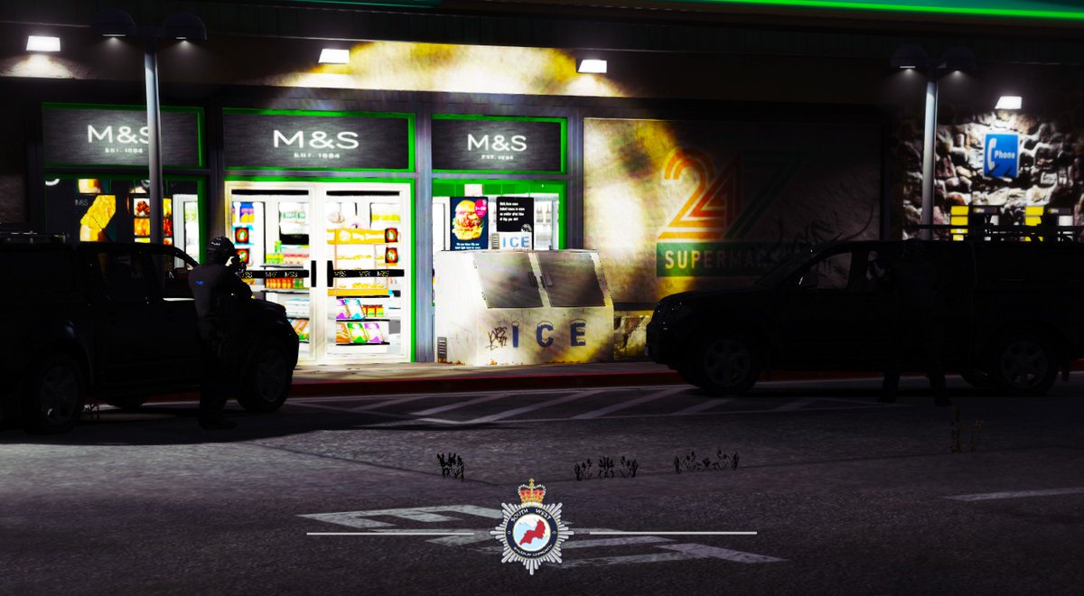 ARG_SWRPC's tweet photo. CTSFO in the South West??!! Concerning, but don't worry they have got it all under control, or should I say they had it all under control now they have dealt with it and only took them an hour! We caught our Specialist Firearms Officers heading their way to Marks and Spencers! https://t.co/iqrbYnFmIF