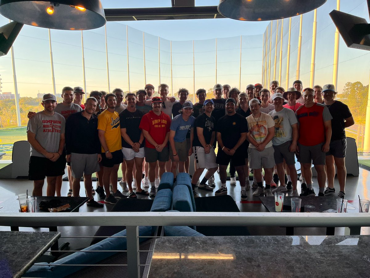 Took a baseball break and enjoyed some time at Top Golf as a team! Back at it tomorrow morning! #RollStorm