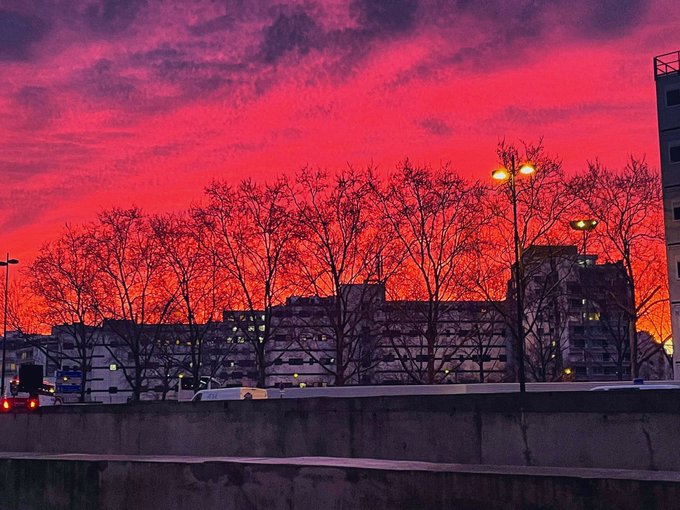 Bonne nuit ❤️ https://t.co/51O5OSF9DR