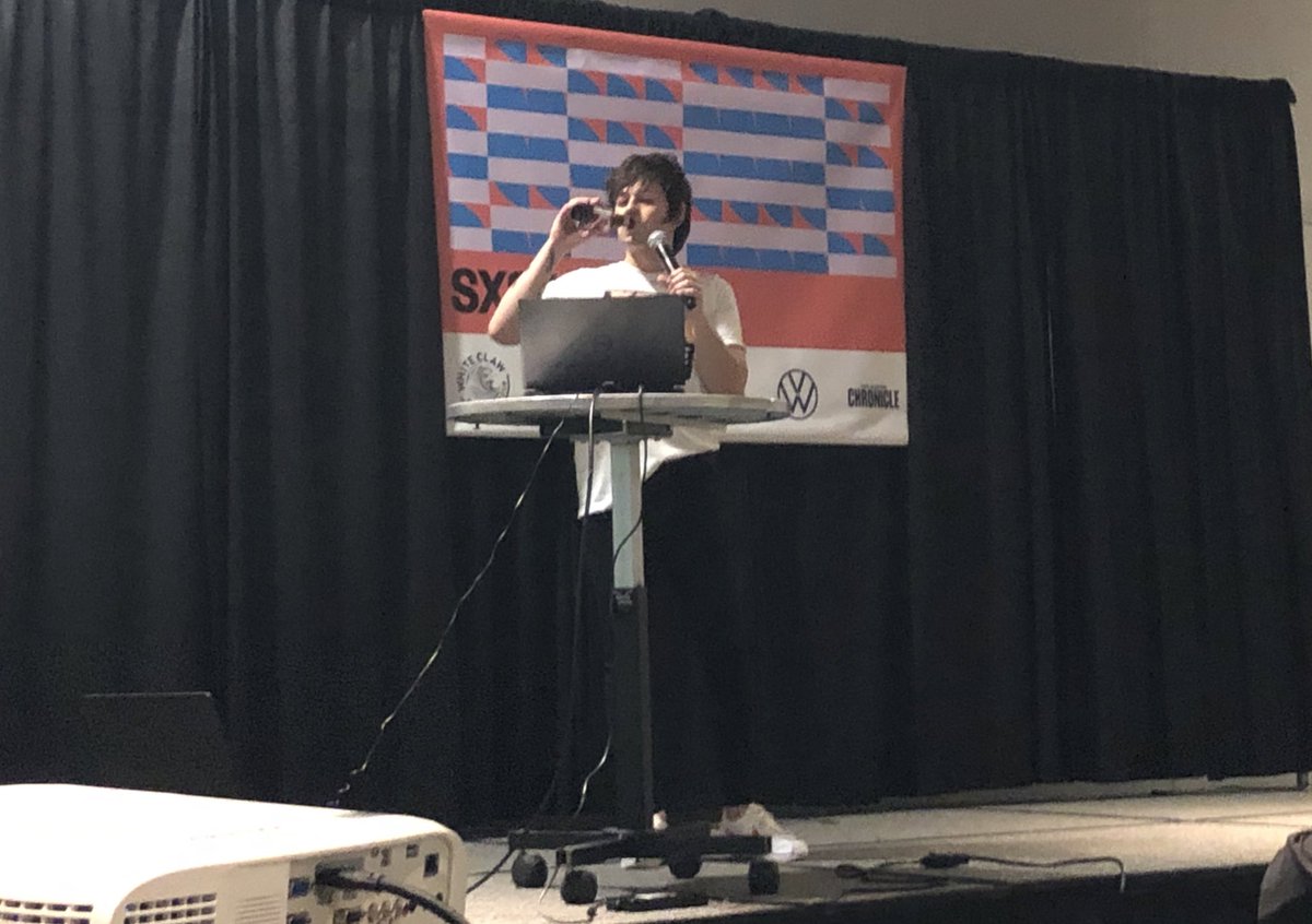 nincoroby's tweet photo. Dernière conférence de #SXSW pour moi. Ça finit en beauté avec @4LOVofScience sur le biohacking! Pour ou contre il faut écouter ceux qui naviguent à contre courant (et boivent des bières sur scène 😉) c’est tout l’esprit de #Southby #SXSW22ECH
@CatherineLardy @pierrecappelli https://t.co/kvtz33c1YH