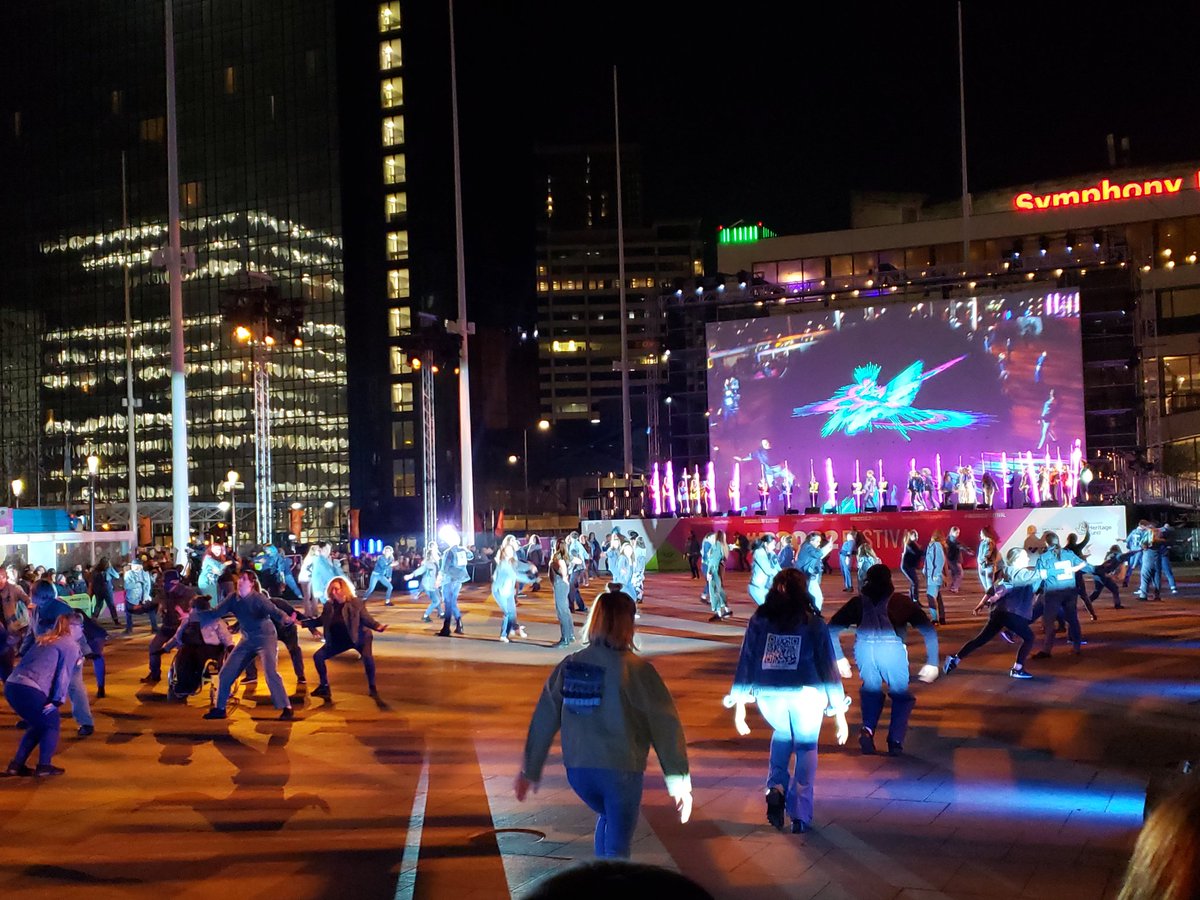 JSauveFS's tweet photo. Wow! What an absolutely 🤯 opening show! Bravo 👏🏼 @birminghamcg22 &amp; @MotionhouseDT for a spectacular performance of #WondrousStories! 🇨🇦 @CanadianUK is proud to be a funder of #B2022Festival and this was only the first of several visits to #Birmingham2022 over the next 6 months!! https://t.co/1Gkorpx242