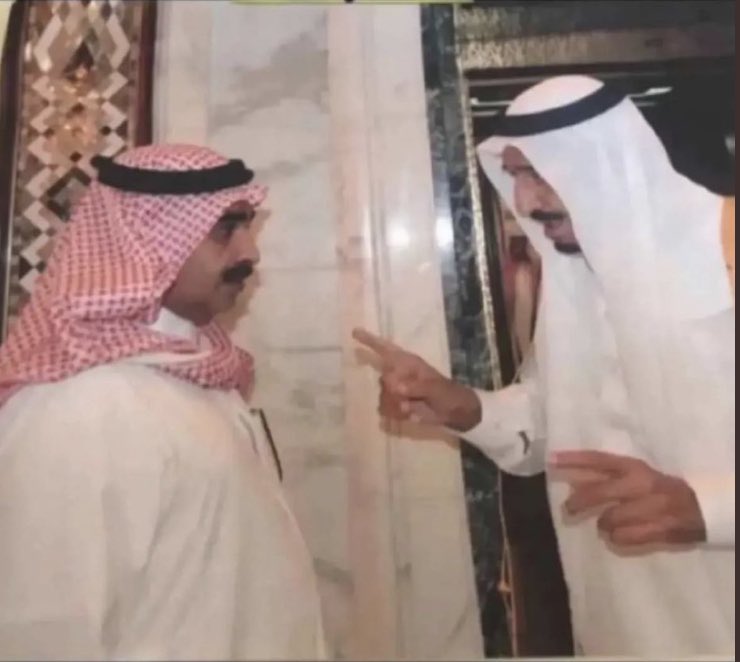 abdullah44da's tweet photo. مرحوم ياشيخٍ  فجعنا  وفاته 
وانا اشهد انه راح منا فقيده
يشهد له التاريخ طيلت حياته
على الولىٓ والمرجله والعقيده
        🖋عبدالله بن دعيج بن شري

#جمل_بن_ناصر_بن_شري  الله يرحمك ويغفرلك يبوناصر https://t.co/LLHNVkww8o
