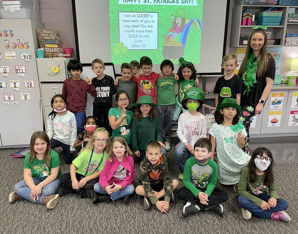 Miss Ott tweet media