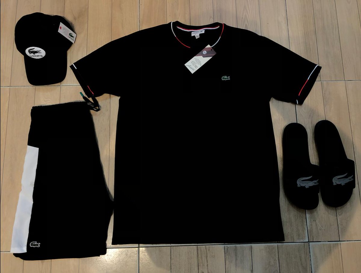 LojaGST's tweet photo. EU COM UM TRAJE DESSE E O CABELIN NA RÉGUA 🤮 https://t.co/Emf4ckpTK3