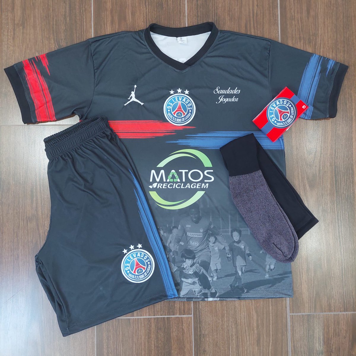 Sofri,chorei, mas não trai e nunca abandonei!💪🙏🥋🇳🇱

Nós é JOGADOR ATÉ O FIM.🌟🌹🦍

#Mantonovo🇳🇱💙❤️