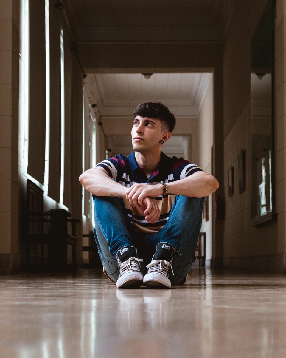 Robleis01's tweet photo. SOLO está rompiendo, muchas gracias por bancarme en esta y en todas, es una canción muy especial para mi.
no tengo palabras ❤️‍🩹 https://t.co/kSc4VZWcDG