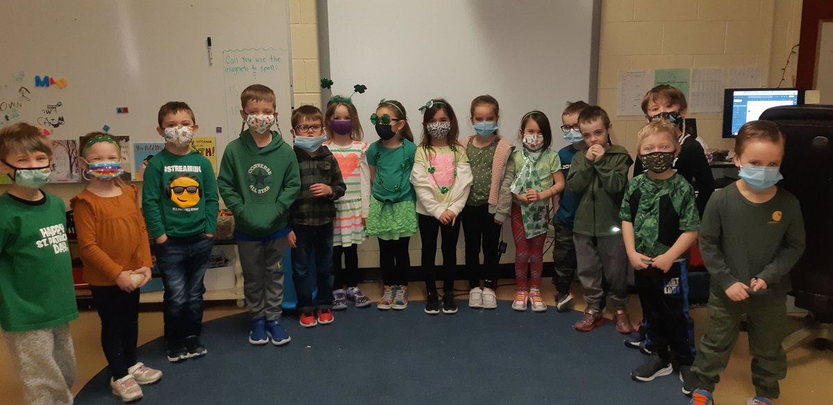 MsYoung_Kinder's tweet photo. Awesome St. Paddy's Day spirit &amp; of course some outdoor fun on this beautiful March day! #Kindergarten #StPatricksDay #outdoorplay @Elwoodelementar @NLESDCA https://t.co/AvbfsDGuMz