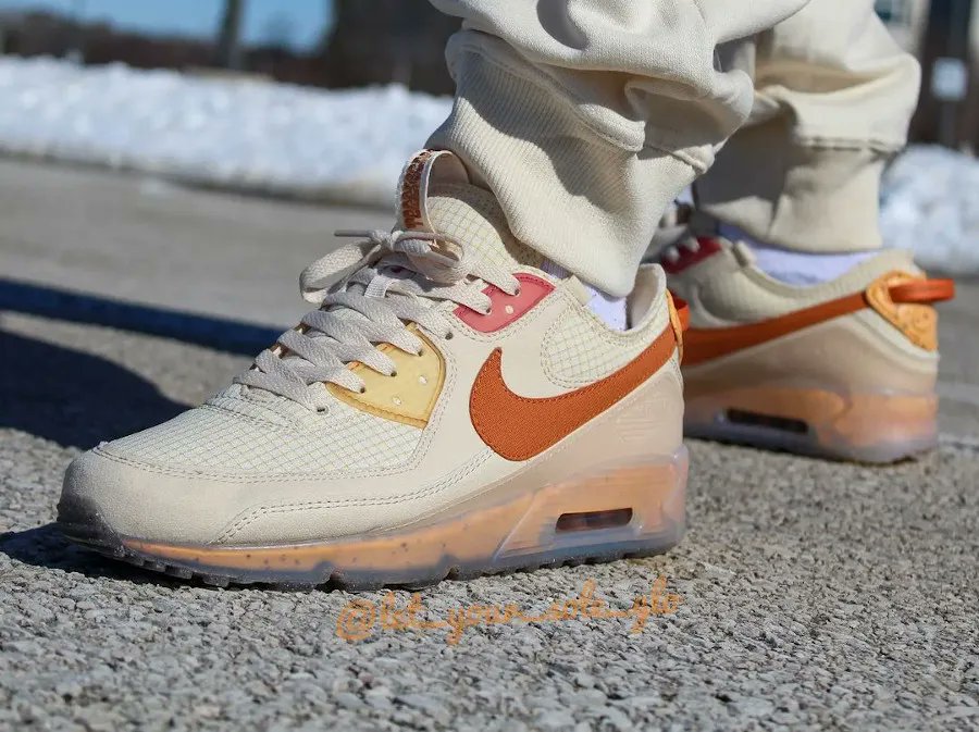 air max 90 terrascape fuel orange