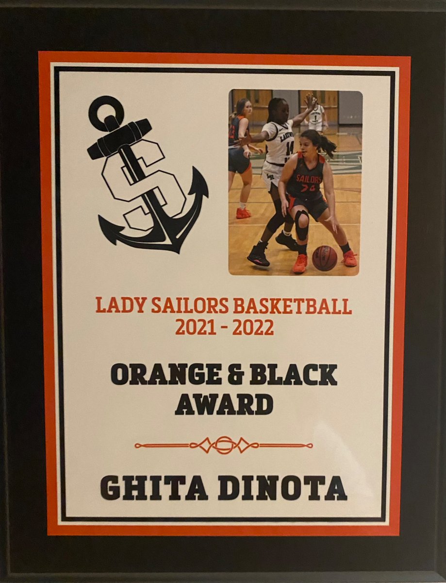 DiNotaGhita's tweet photo. Thank you to all the Sarasota High Girls Basketball coaches for choosing me for the Orange and Black Award! https://t.co/wCvhZVFKuG
