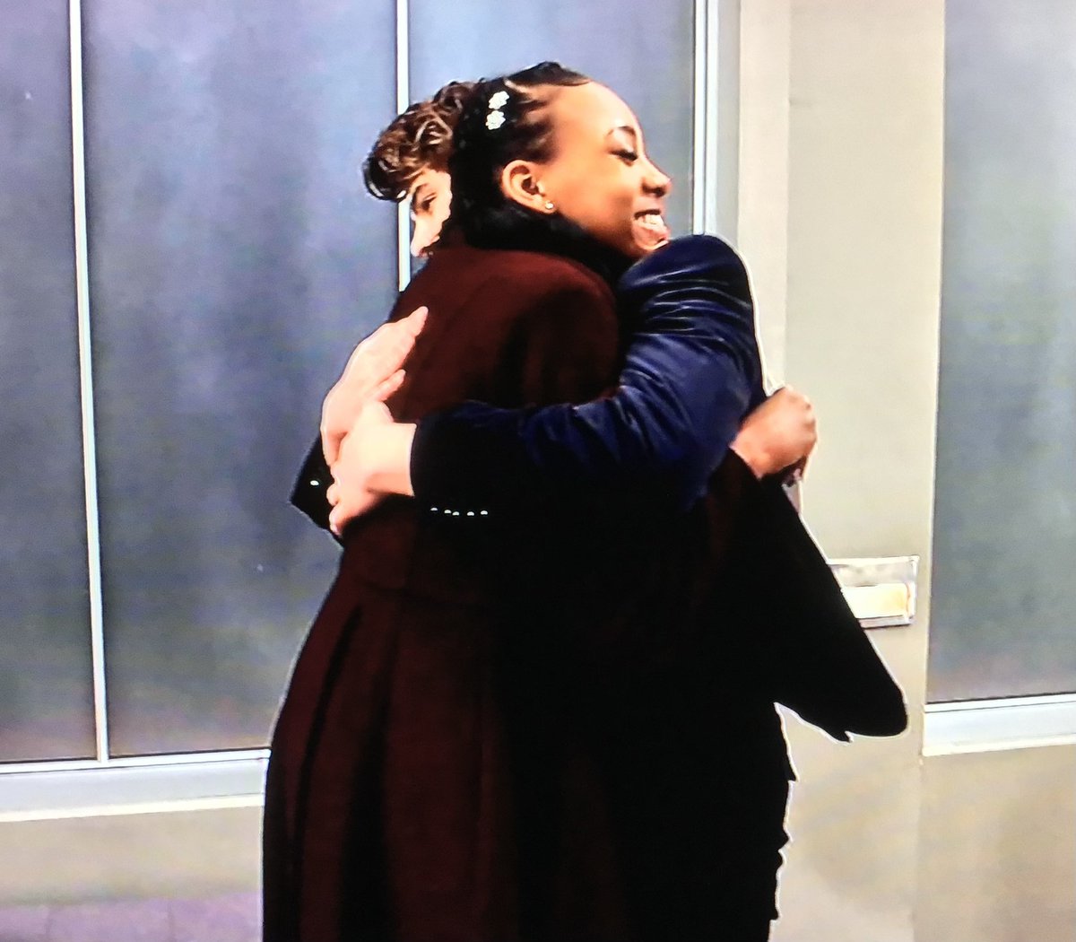 jetergirl410's tweet photo. #CaTrina hugs 💖 #ThankYouSydney #WeLoveYouSydney #Trina #GH https://t.co/G9hyWr7LqE