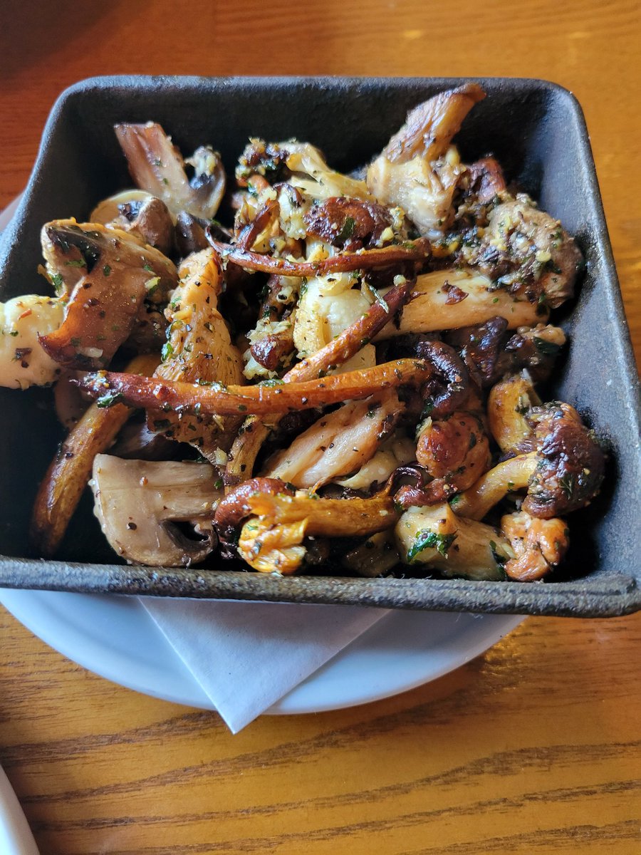 901Fletch's tweet photo. The #WilsonCafe has the most amazing food and atmosphere. Not gonna lie 901 make a trip 40 minutes up the road to Wilson; AR and you will not be disappointed https://t.co/mz5SOSBzgO