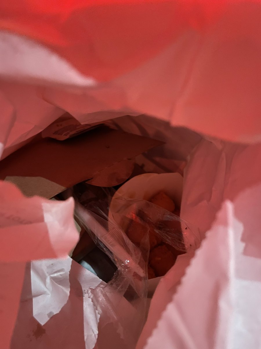 Get_Mic_Check's tweet photo. Purse tots👌Anybody else? #SXSW #ifykyk https://t.co/DGvmL1Doaz