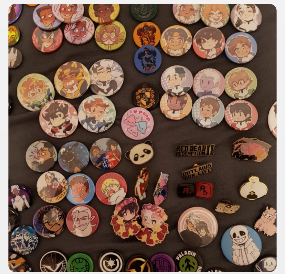 Just got liked by someone on hinge and they showed their pins and it's ALL FUCKING VOLTRON (only know this because I asked my voltron knowledgeable friend thanks mwah)