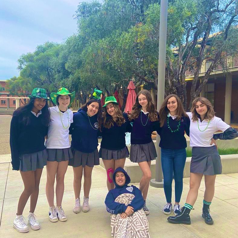 Carondelet_HS's tweet photo. Good friends are like four leaf clovers, hard to find and lucky to have. Happy St. Patrick’s Day! 🍀 https://t.co/mkbETfG3mC