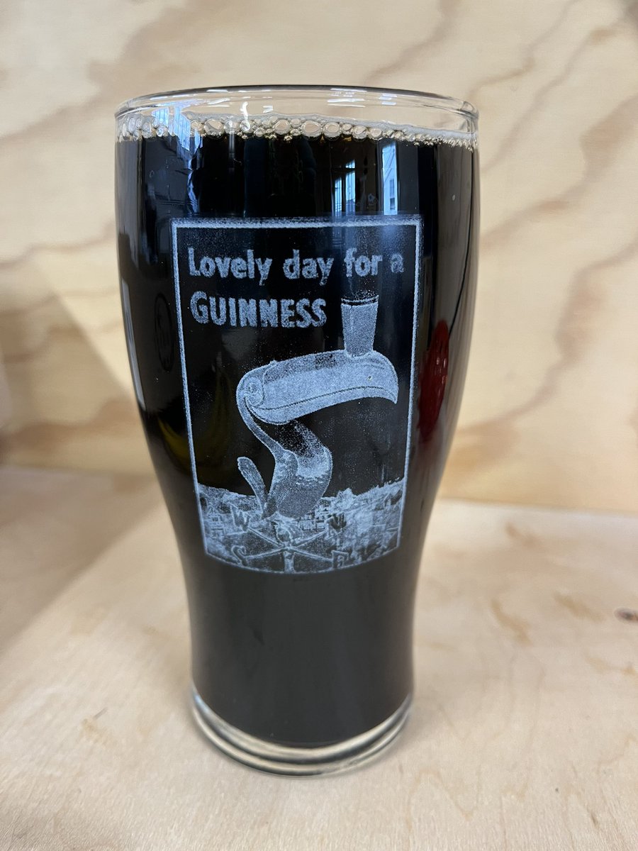 hoplog's tweet photo. 🍀Happy St. Patrick’s Day, everyone! #stout #homebrew https://t.co/lu9wJrMJ3L