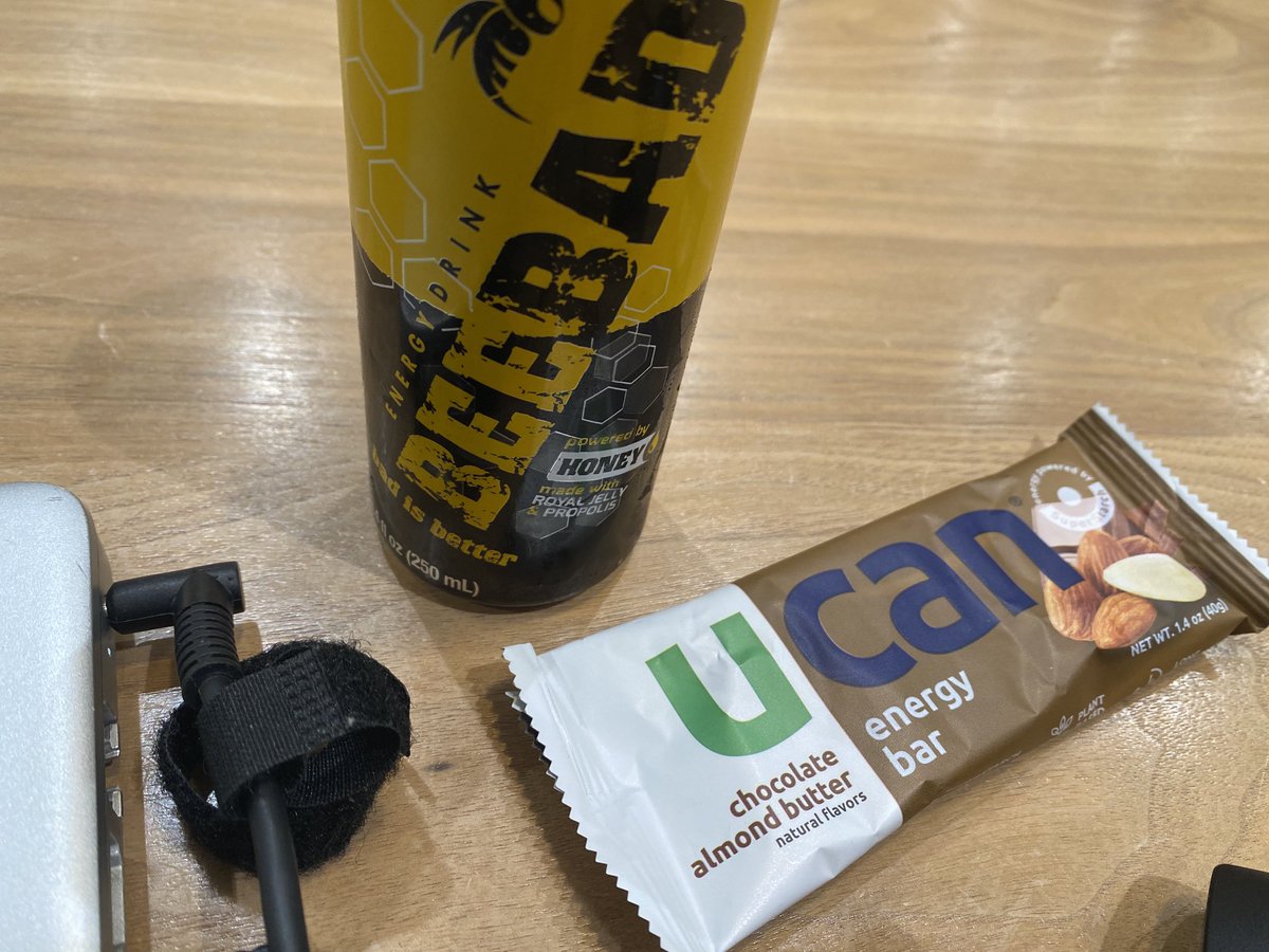 KrisBellino's tweet photo. #latenight pre~workout #Beebad @GenUcan plant-based energy for #StPatricksDay 😊💪☘️ https://t.co/pdA8ZG62bQ
