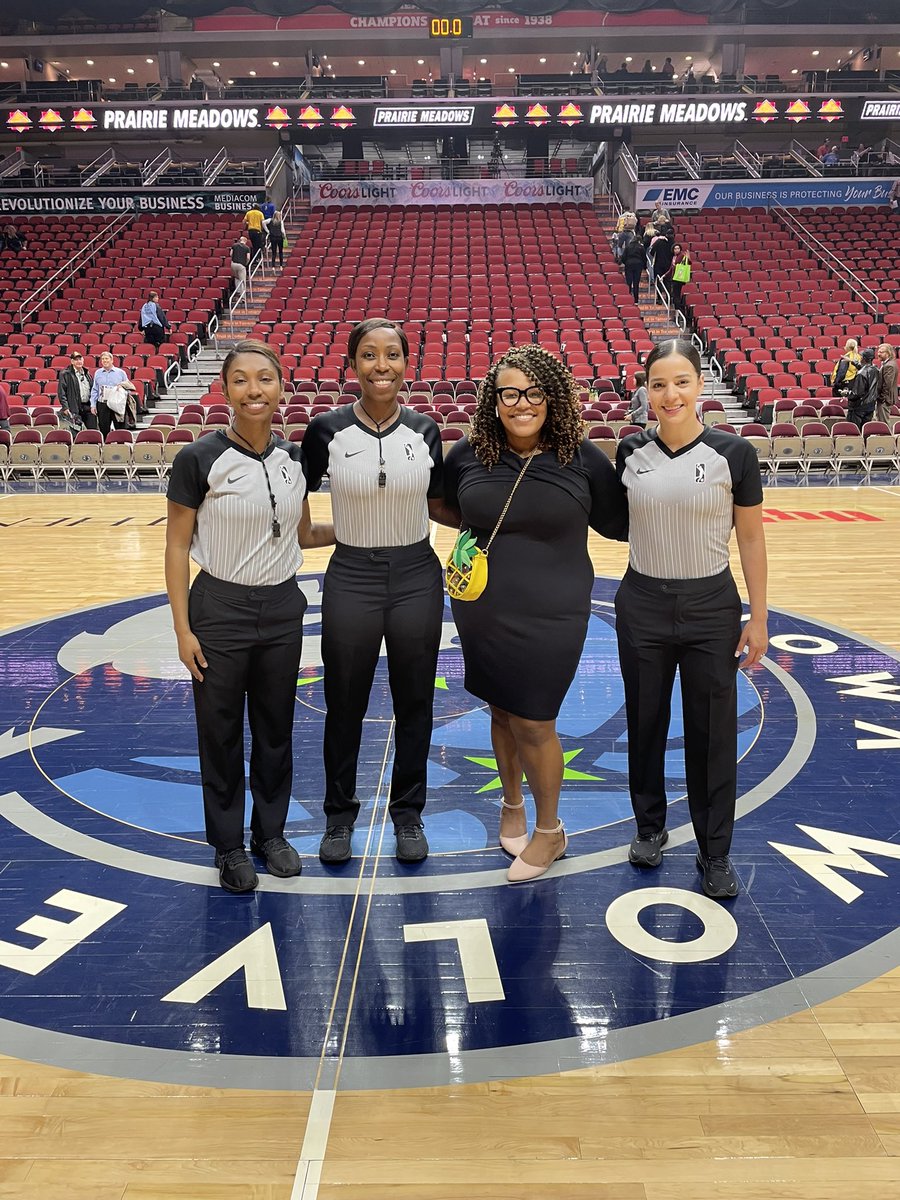YoSoyBridgette's tweet photo. It’s awesome to have sung the National Anthem for the @iawolves  for the  Women’s History Night Celebration!  I loved the all female ref team they had too! #Wolfpack https://t.co/7r4ktf61R0