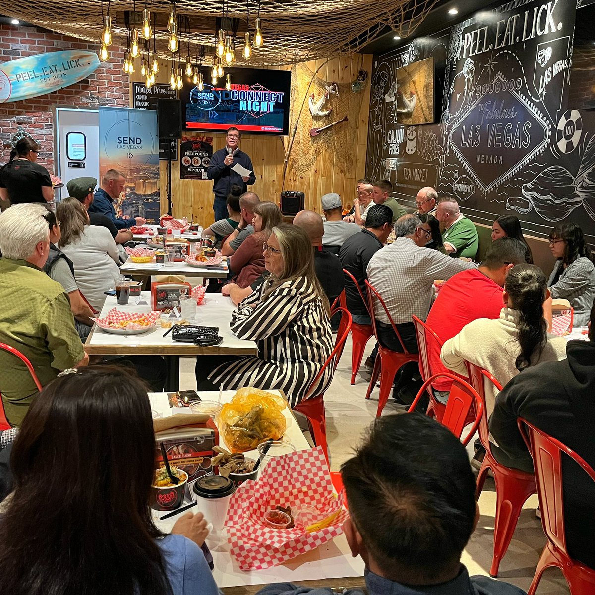 sendvegas's tweet photo. Such a powerful time connecting together tonight! Thank you to everyone who came out. More pics to come! 🙌🔥 #VegasConnectNight #wearesendnetwork #sendLV #SendVegas #Kingdom #churchplanting https://t.co/I17OjxuneQ
