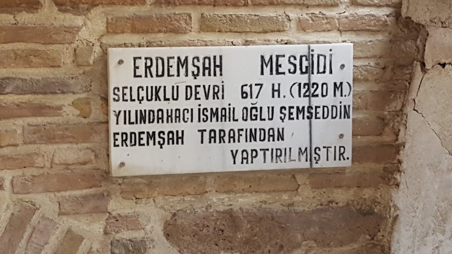 haliletyemez's tweet photo. Duâ aşktır,
Duâ huzurdur,
Duâ umuttur.
Dualarda buluşmak dileğiyle...
#HayırlıCumalar.
📍Erdemşah Mescidi
#Meram
#Konya
#AKPartiMeram
#AKPartiKonya https://t.co/3r8rKOq1jP