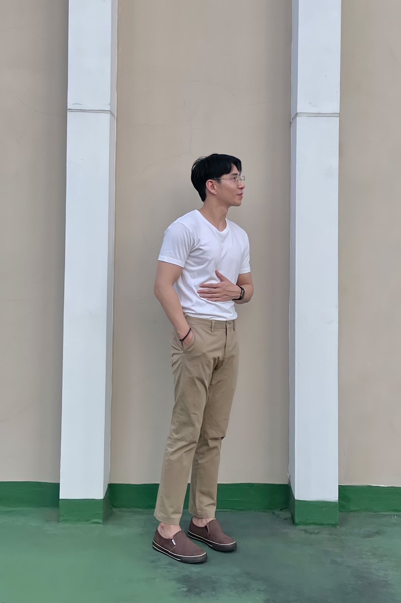 kawinpt's tweet photo. Idea ลุค casual ไปเที่ยววันหยุดชิวๆ จะใส่ขาสั้น หรือขายาว กางเกงยีนส์หรือชิโน ก็สามารถแมทช์กับรองเท้า gambol สีน้าตาลคู่นี้ได้หมด และที่สําคัญเท่ด้วย ไปตํากันเร็ว เค้ามีสีให้เลือกตั้ง 8 สีราแค่ 299 บาทเท่านั้นน! https://t.co/gjMRpCHxsB
#คิดไม่ออกส่องLazadaMenFashion https://t.co/sWQ3r6D6Dg