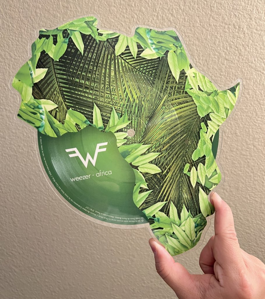 The on Twitter: "No one will ever understand how truly happy I am to finally own this Vinyl! #WEEZER https://t.co/pLXwLds3gz" / Twitter