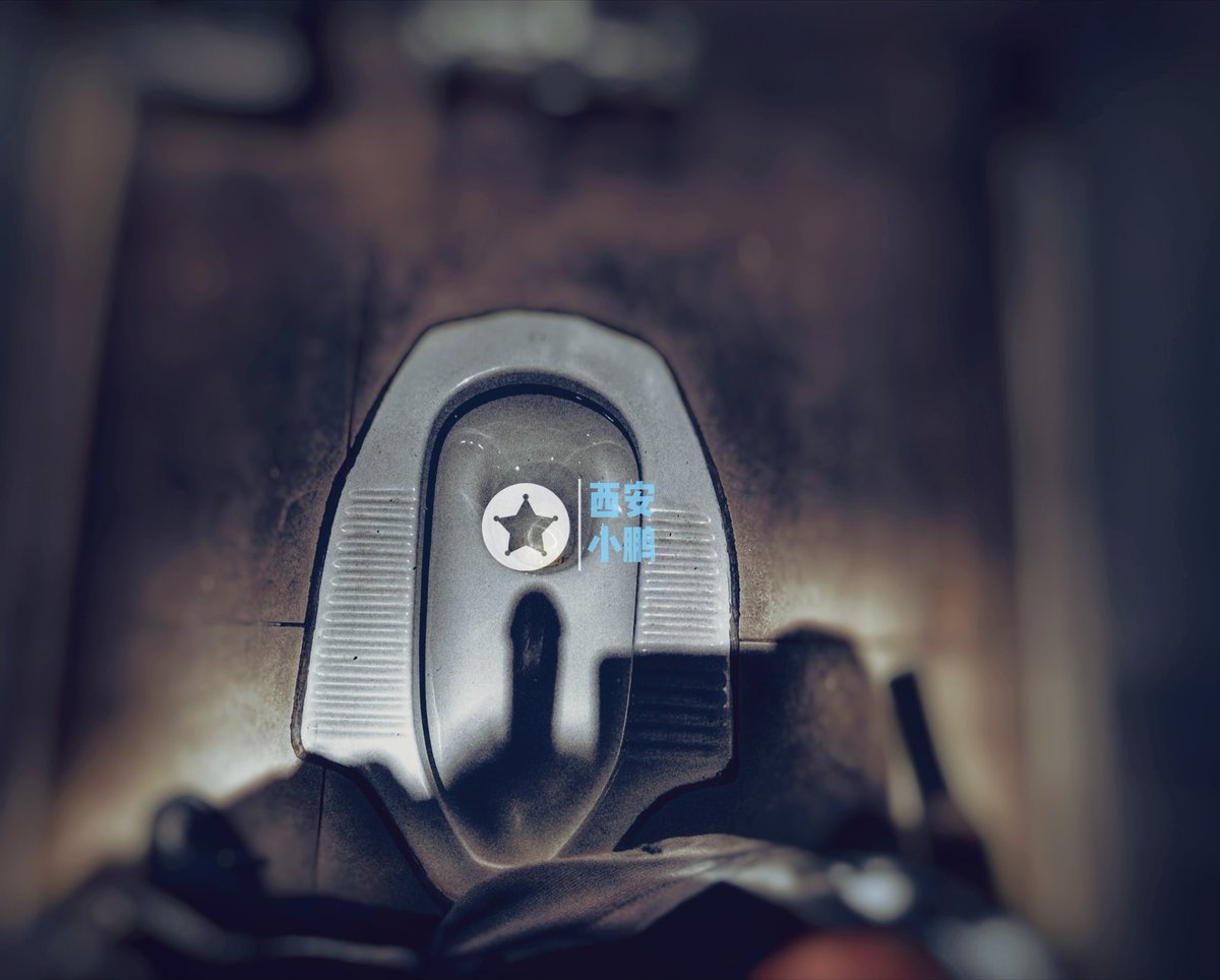 早，又是战斗力爆棚的一天。希望今天单位清清静静，我摸个鱼