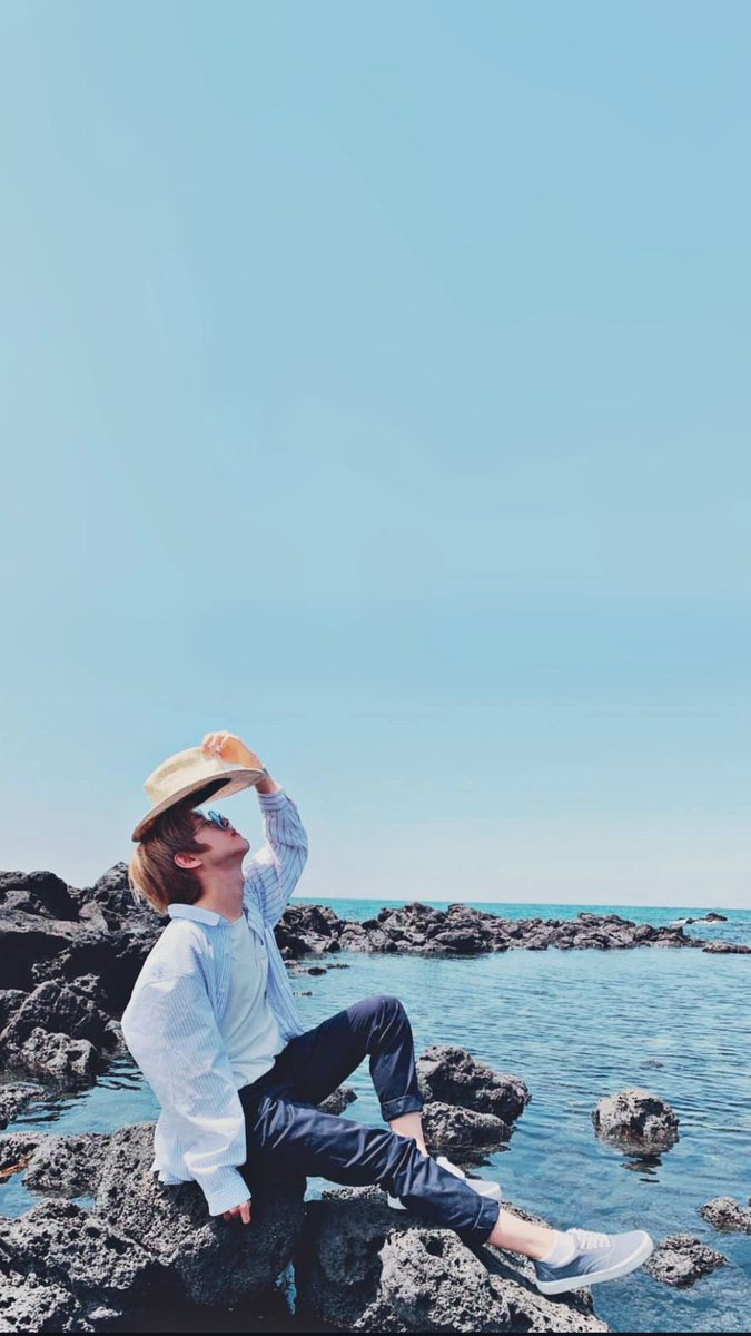 formyreon's tweet photo. #renron chilling at the beach
Dipotoin gf cakep dipotoin bf ngeblur https://t.co/UPoHkhluCK