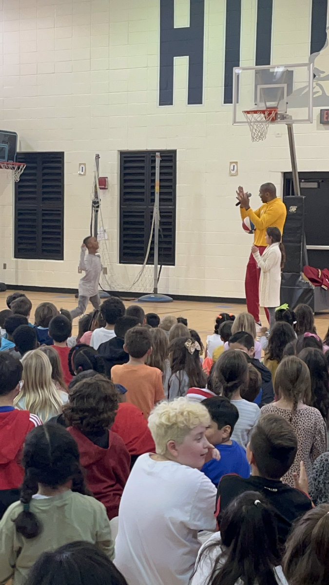 Assembly yesterday with Swoop from the <a href="/HarlemWizards/">Harlem Wizards</a> Our huskies (students and staff) really had a great time! <a href="/media_hillside/">Media_Hillside</a> <a href="/pta_hillside/">Hillside PTA</a> <a href="/HillsideES/">Hillside Elementary</a> <a href="/CHSKnightsAth/">Centennial Knights Athletics</a>