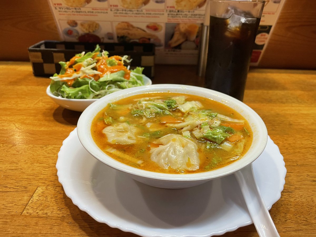 nancurryjaipur's tweet photo. 本日寒さに負けないお勧めメニューネパールの餃子😋#ネパール料理 #餃子 #蒸し餃子 #料理 #かれー #墨田区 #両国 #dumbling #nepaliood https://t.co/c5NUFfp9uz