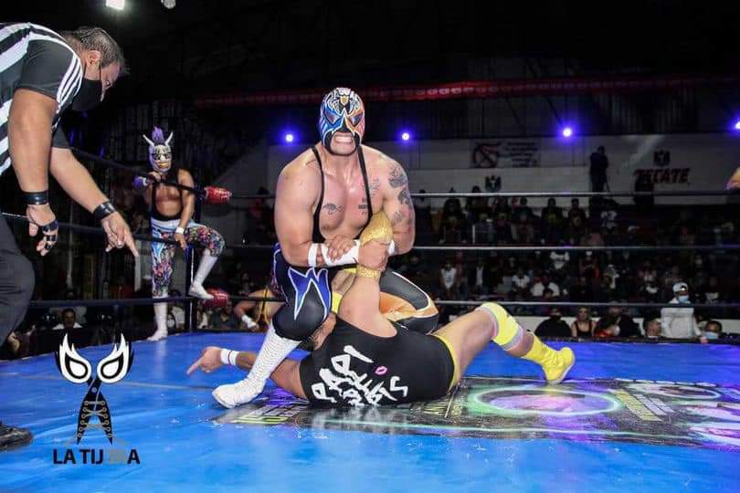LaTijeraLucha's tweet photo. Nos unimos a la pena que embarga a familiares y amigos de #WarriorJr, quien desgraciadamente acaba de partir a la #ArenaCelestial.
Nuestras condolencias para las familias Reza, Casas y Toral por esta pérdida irreparable, descanse en paz...
#latijeraluchalibre https://t.co/Pr8kGjn6Z6