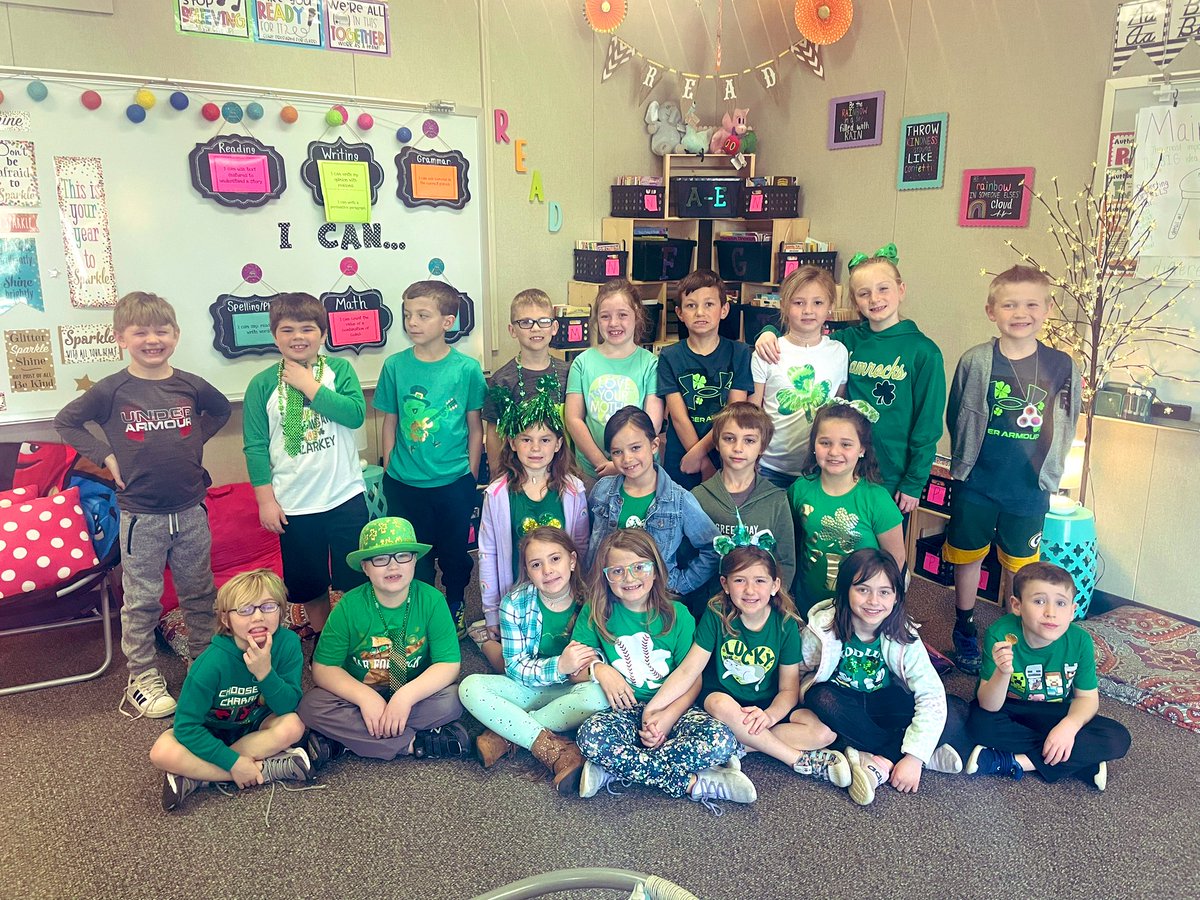 Mast_2nd's tweet photo. We didn’t have much luck catching the leprechaun this year, but he did leave behind some gold for our clever efforts💰🌈☘️ #bulletpride #connectses https://t.co/Ll6qrDWl2o