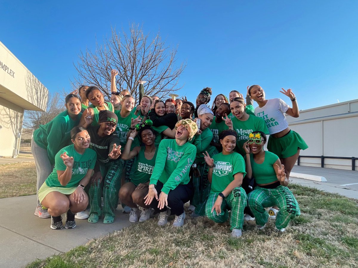 ntxdancers's tweet photo. We mean green all year round! Weโre celebrating St.Patrickโs Day working hard to achieve our goals this year!๐๐ผ๐คฉ๐ #funday #nationals #daytonaszn #tripledub https://t.co/f7Dba1bUZP