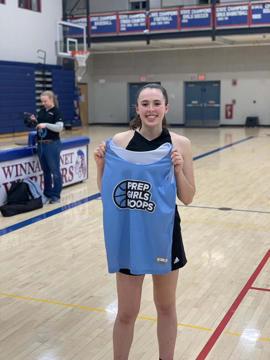 BashHoopsNE's tweet photo. 🏀Final🏀
*All Star Game 2

New Hampshire All-Stars: 70
Maine All-Stars: 61

@PGHNewEngland All 🌟 MVP
🏆Avah Ingalls (‘22)🏆

The Assumption commit ends her career bringing home the 🏆 and getting the W 👏🏾👏🏾22 points for the NHIAA D1 Player of the Year🔥 https://t.co/vhaodFkW92