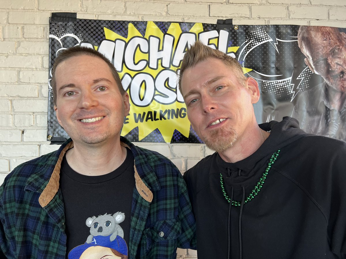 realryangm's tweet photo. We played an epic TWD trivia game with team captains @JaysonWSmith and @MichaelKoske  Team Ezekiel’s Wigs was victorious.  @O_RodriguezIII @TheCampEvents https://t.co/zRC9guVcgA