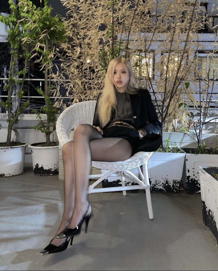 kook_lvrr's tweet photo. All my love is gone….
 #ROSÉ #BLACKPINK #BLINKS https://t.co/Eh3qESsRTF