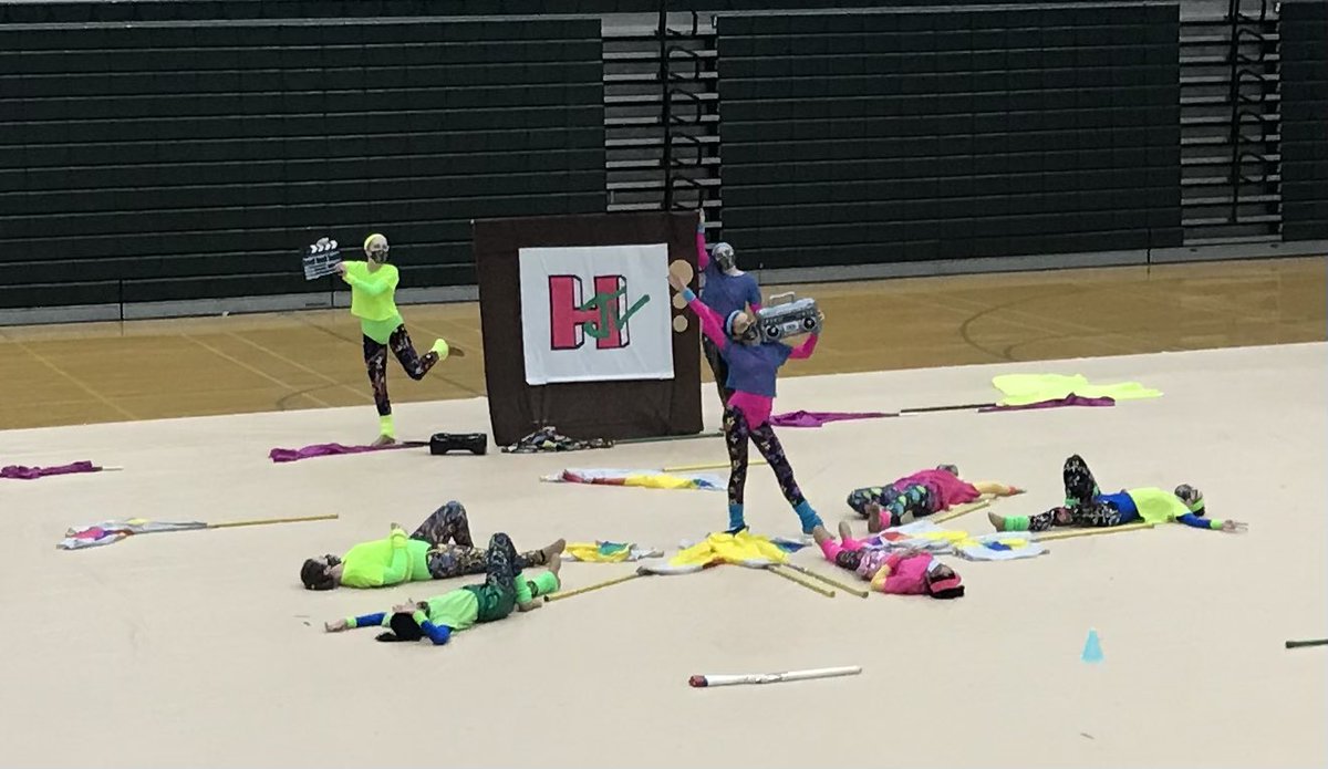 HEHSFlags's tweet photo. Hoffman JV bringing us back to the 80’s at the D211 Showcase - “I want my HJV!”  💙🧡#hoffmanhawks #mwcgc https://t.co/bsxRNaZLwq