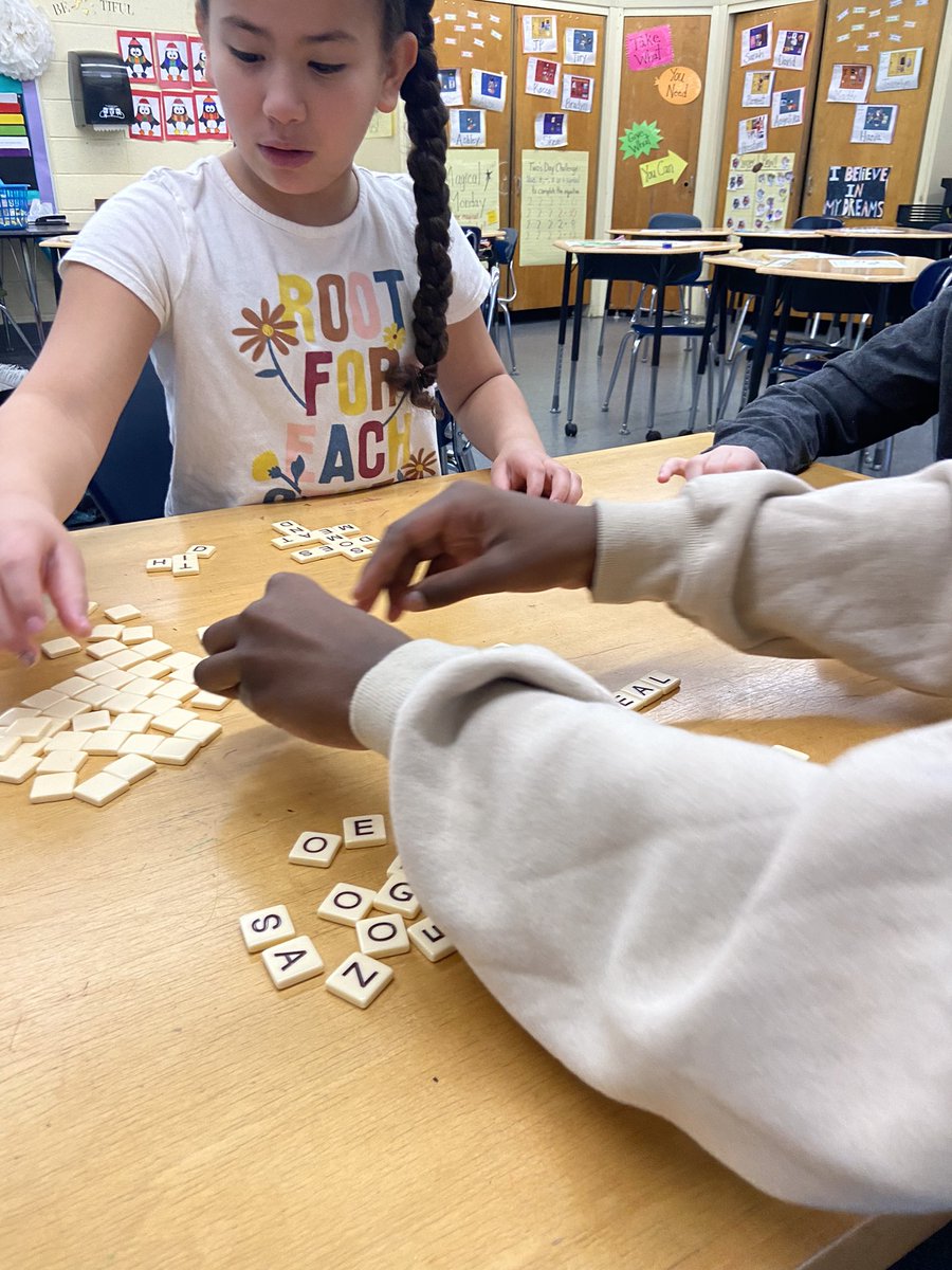 Deb58201864's tweet photo. All hands were  on deck this morning in MOSA! We played a challenging game of Bananagrams to improve our visual processing, literacy and sequential thinking skills. @MtView07836 @melandyk @JOlsyn1109 @PegMaute @ZywickiR https://t.co/dkLA6l543c