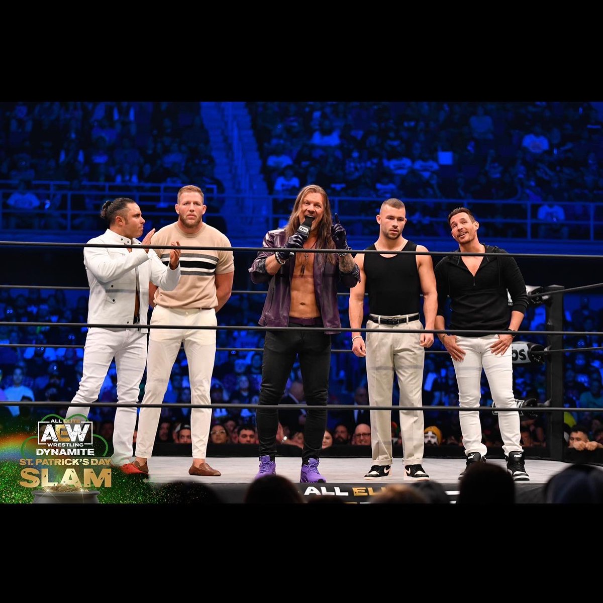 IAmJericho's tweet photo. And after just one week the #JerichoAppreciationSociety is the MOST talked about act in the business. That’s what #SportsEntertainers do…make history! #ThatsEntertainment #Influencer #HandOfTheKing #RedDeath #DaddyMagic #CoolHandAng @AEW https://t.co/8Ya0d6hWDt