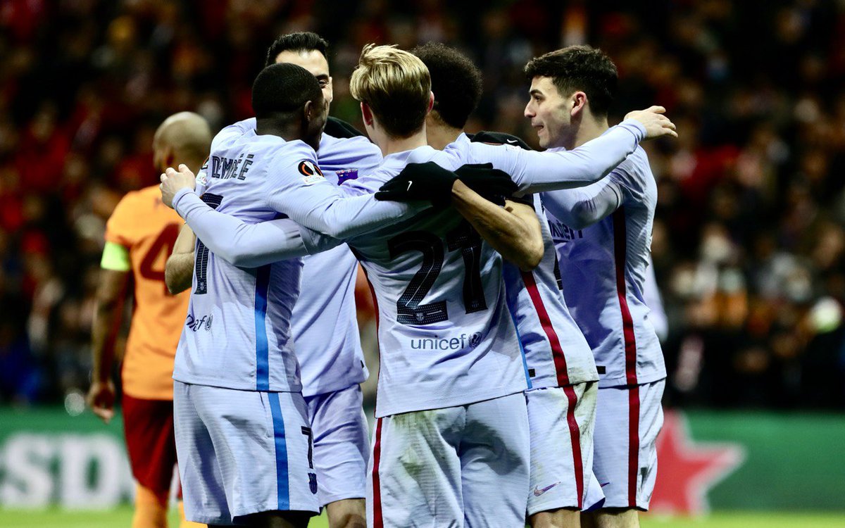 FCBarcelona_es's tweet photo. Buenas noches, culers https://t.co/VOtwOSeAvt