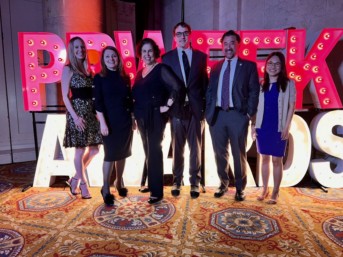 YangsterC's tweet photo. I was delighted to be in NYC with my A4A colleagues for the PR Week Awards where we were a finalist for Best in a Crisis and our member airline United won for Best in Employee Engagement! #PRWeekAwards #A4A https://t.co/FW4osXsLTP