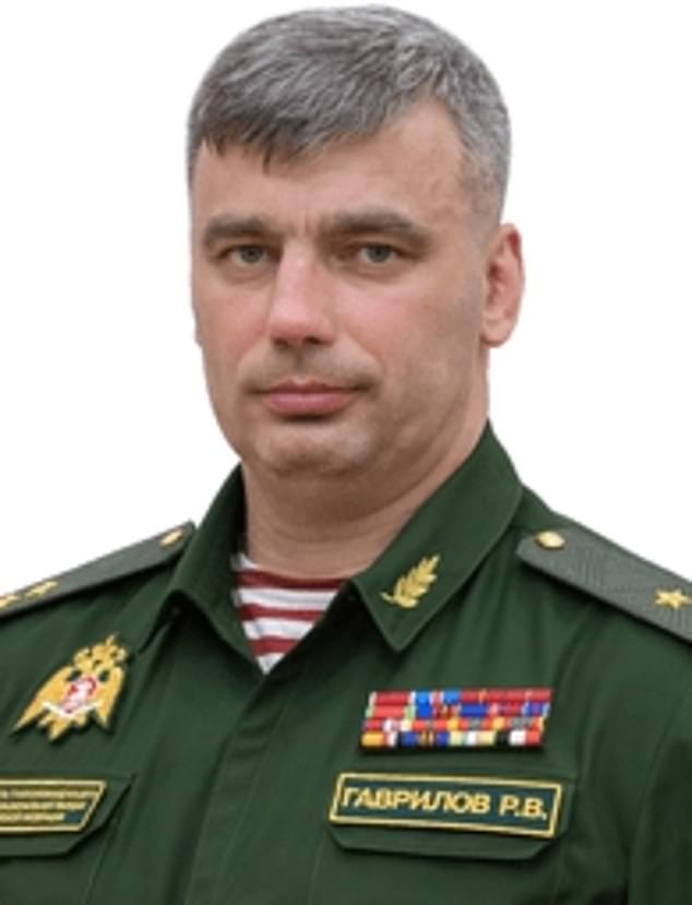 Infformacion1's tweet photo. ✅ÚLTIMA HORA: 
General Roman Gavrilov, director adjunto de la Guardia Nacional de Rusia ha dimitido. https://t.co/BFEorADVm3