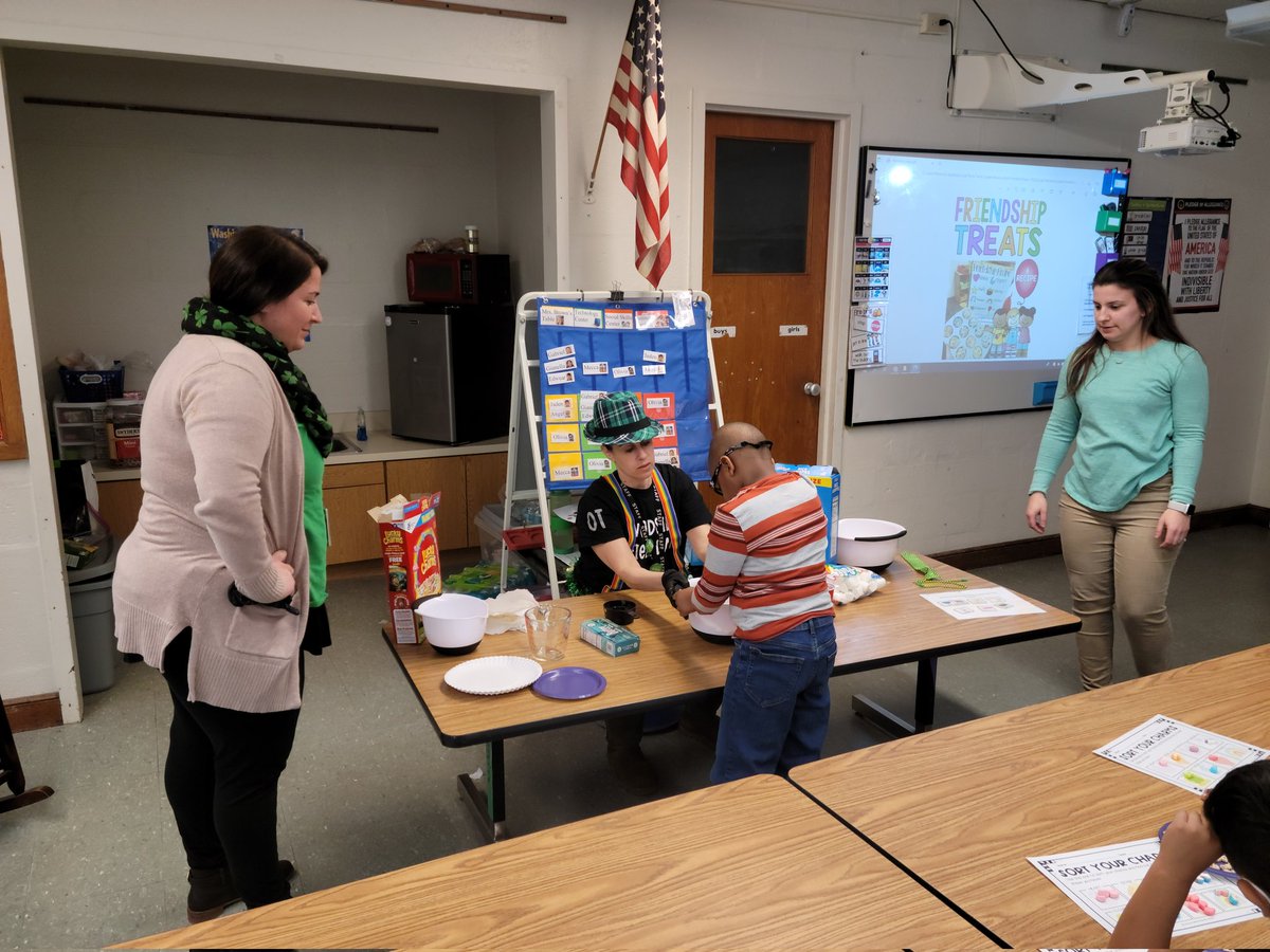 RebeccaAvilesR1's tweet photo. Cooking, Sorting, Stirring and fun fun learning with Ms Simone, Ms Mulderrig and Ms Brown.
#pcsdpride https://t.co/LP2Mb8Mylz