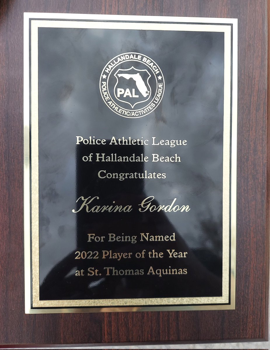 karinagordonmom's tweet photo. Thank you @ City of Hallandale PAL for honoring and acknowledging our Jewel. You're where it all started and we're forever grateful for the love and support from our community!!🏀🙌🏾🏆 https://t.co/rGQK4iUYgF