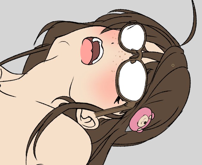 次の絵
今回顔に角度付けたので曇りメガネが難しい… 