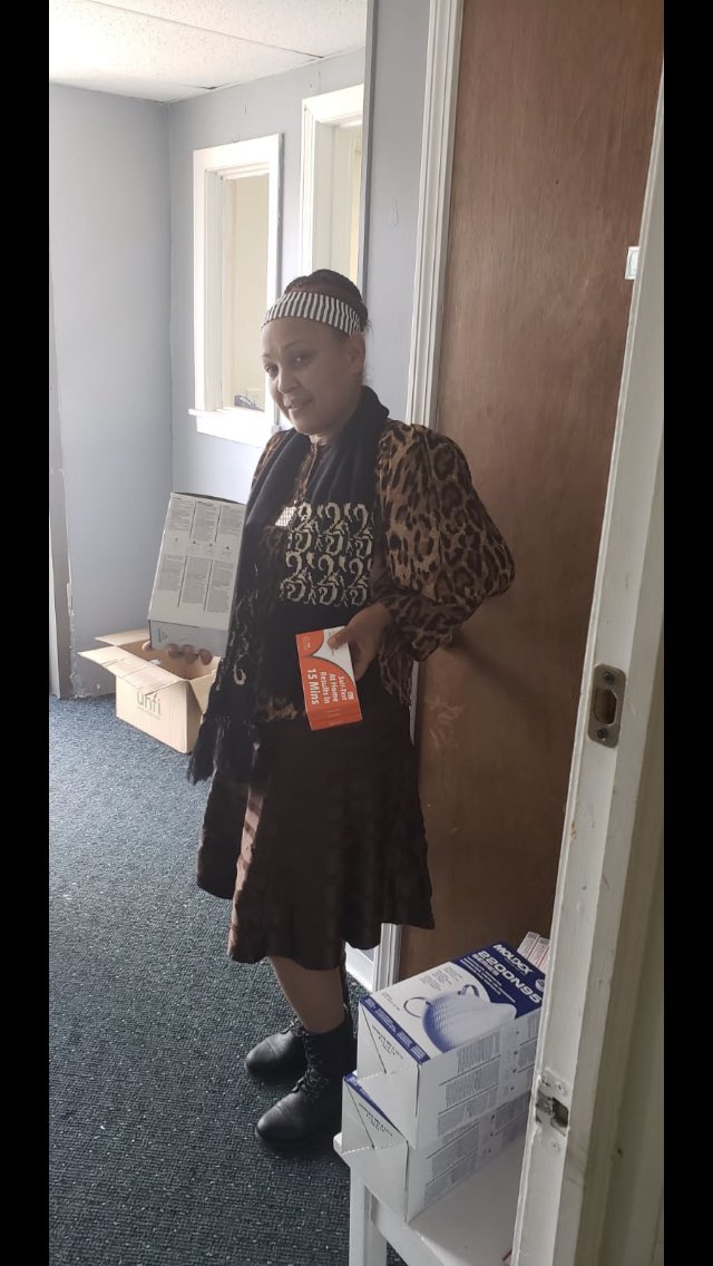 FreeTHEMInc's tweet photo. FreeTHEMinc has COVID-19 Home Test Kits for anyone who needs/wants… and what better person to bless than the Phenomenal Pastor Maria Pacheco from InGodsHands Church on the border line of Waterbury and Wolcott located at: 33 Wolcott Road,Waterbury 06716
#FreeTHEMinc #InGodsHands https://t.co/XsoVqawHm2